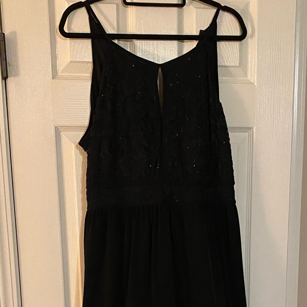 Floor Length- Black Dress- Women’s XL
